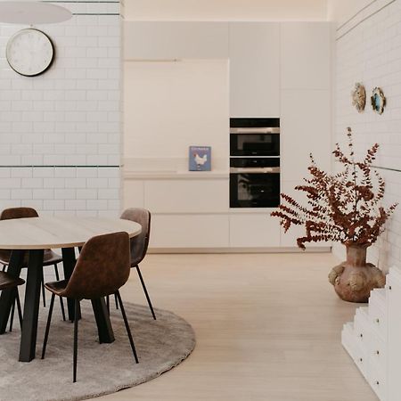 Blue Bird Residence Suite Moriaan أنتويرب المظهر الخارجي الصورة