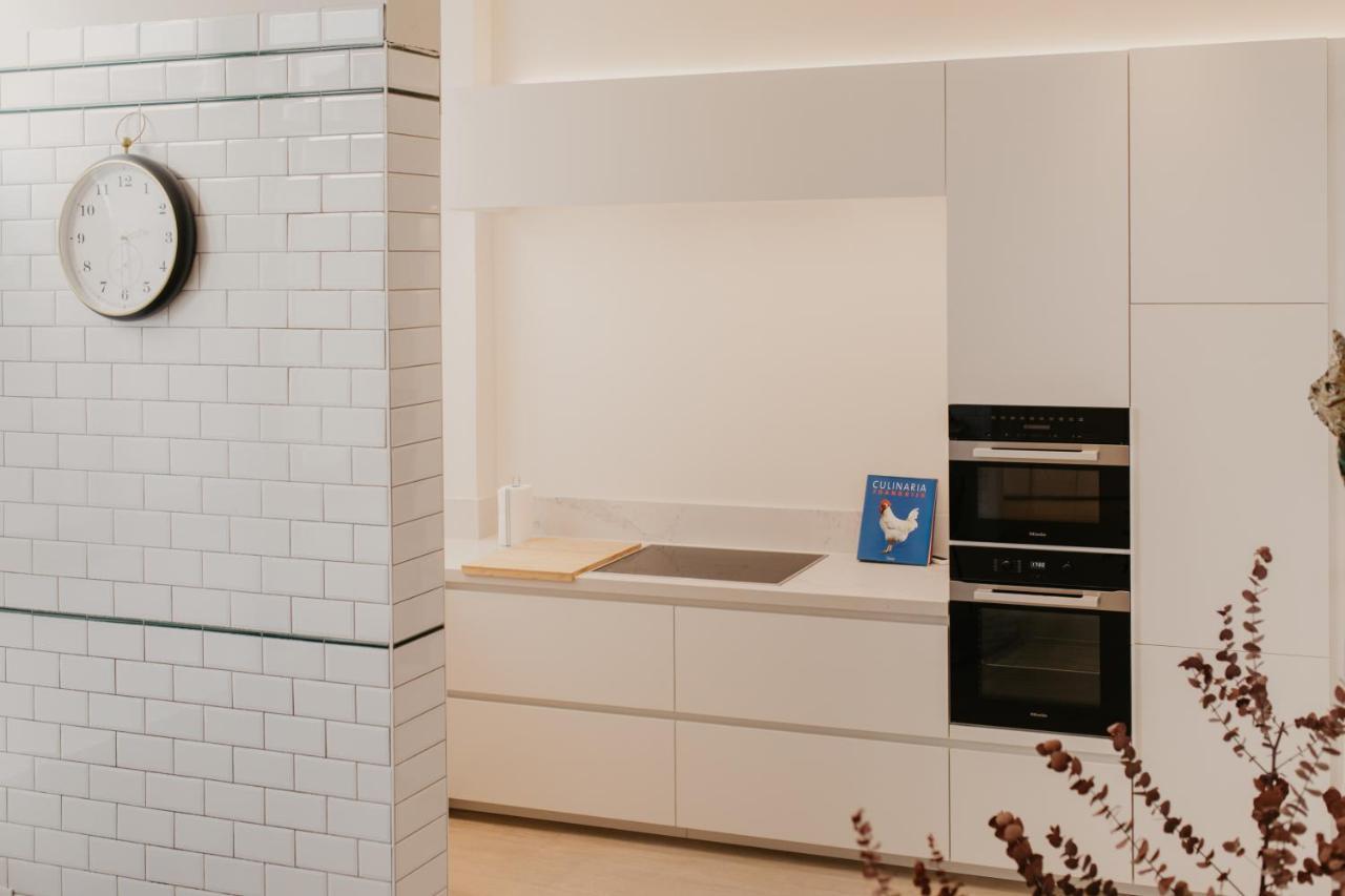 Blue Bird Residence Suite Moriaan أنتويرب المظهر الخارجي الصورة