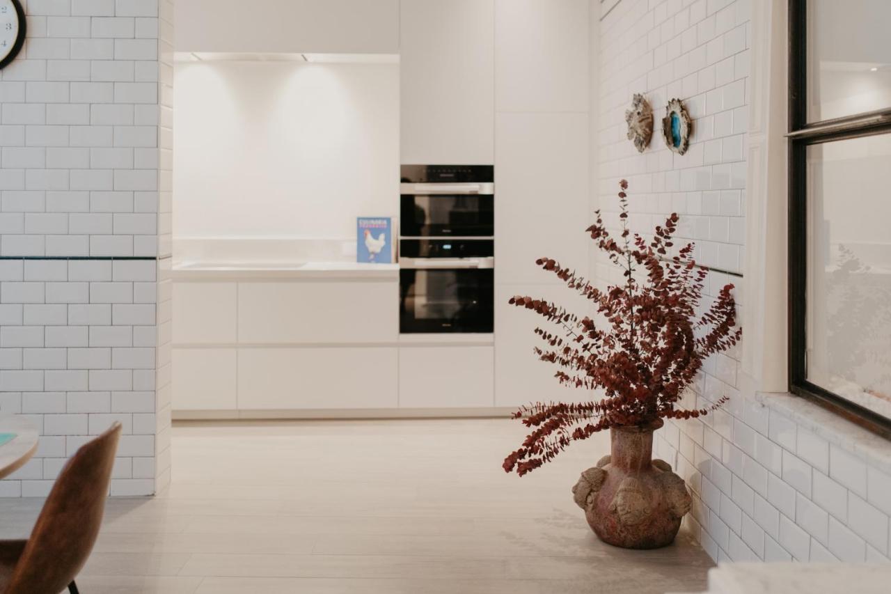 Blue Bird Residence Suite Moriaan أنتويرب المظهر الخارجي الصورة