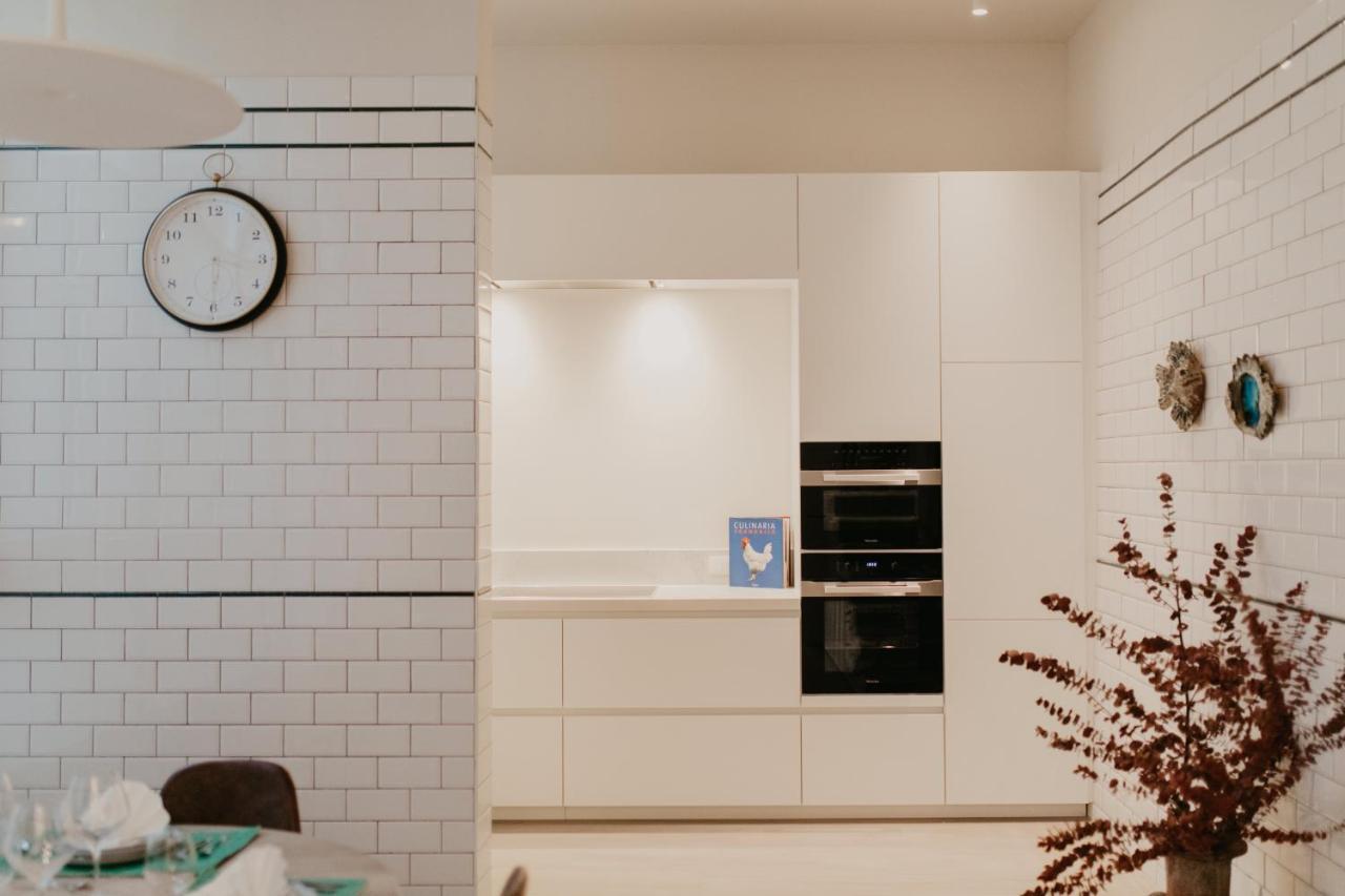 Blue Bird Residence Suite Moriaan أنتويرب المظهر الخارجي الصورة