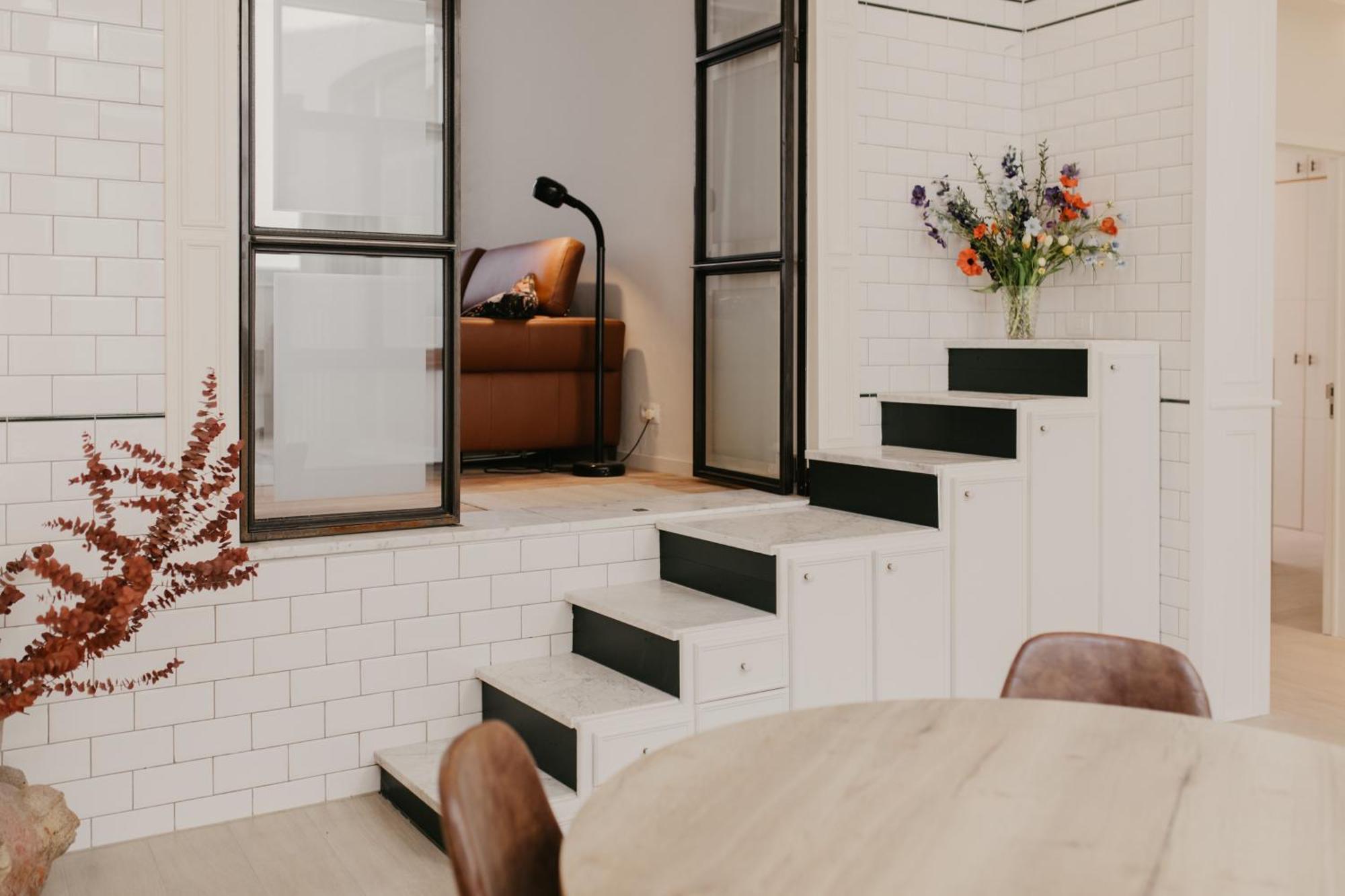 Blue Bird Residence Suite Moriaan أنتويرب المظهر الخارجي الصورة